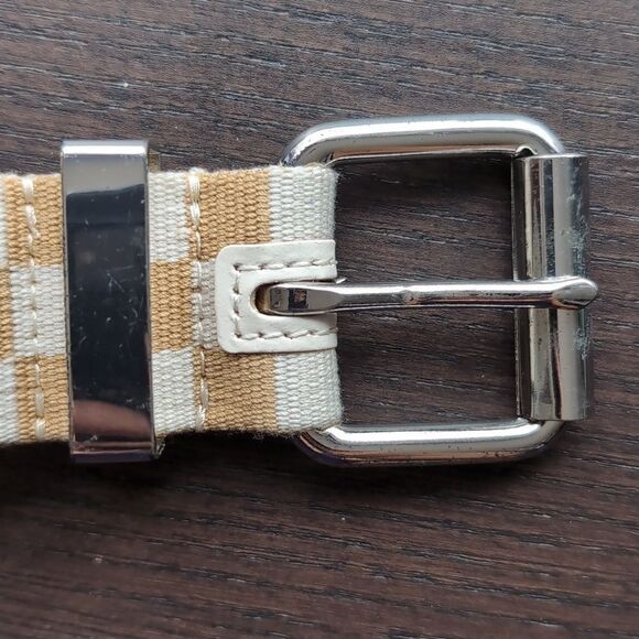 Beige white checkered grommet belt size M - Picture 4 of 5
